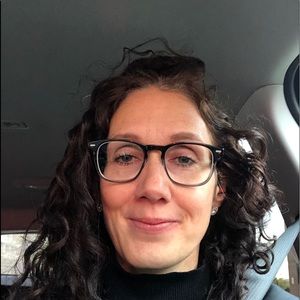 Meet your Posher, Melissa